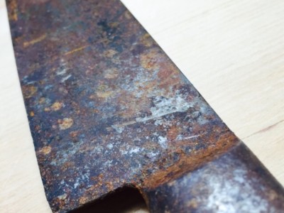 錆びた包丁です