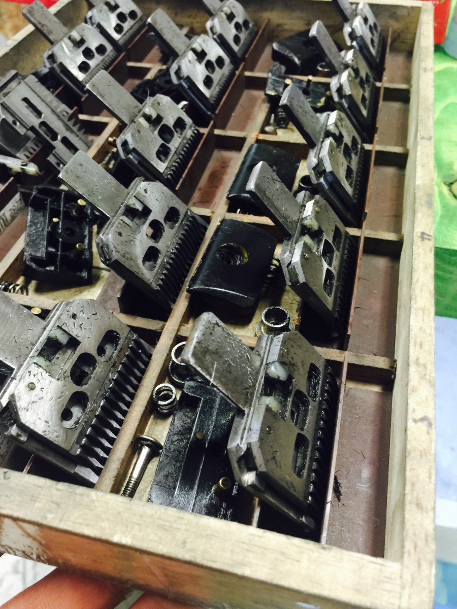 たくさんのバリカン