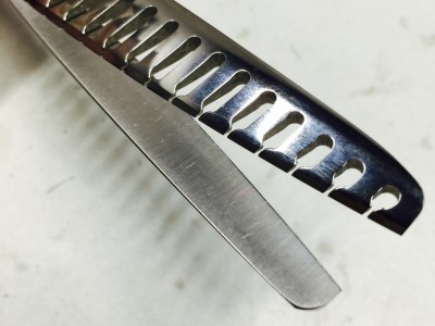 お手本のシザー