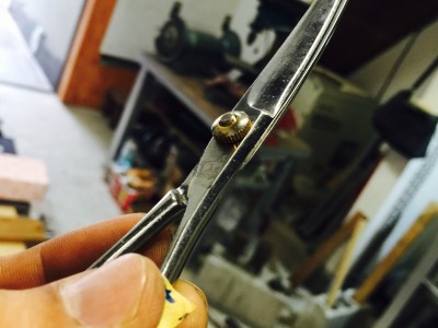 カーブシザーです